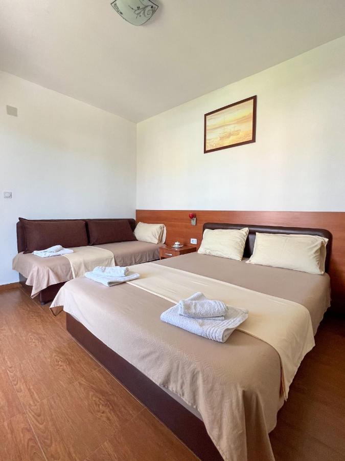 Apartments Fat E Jet - Pool & Breakfast Ulcinj Exterior photo